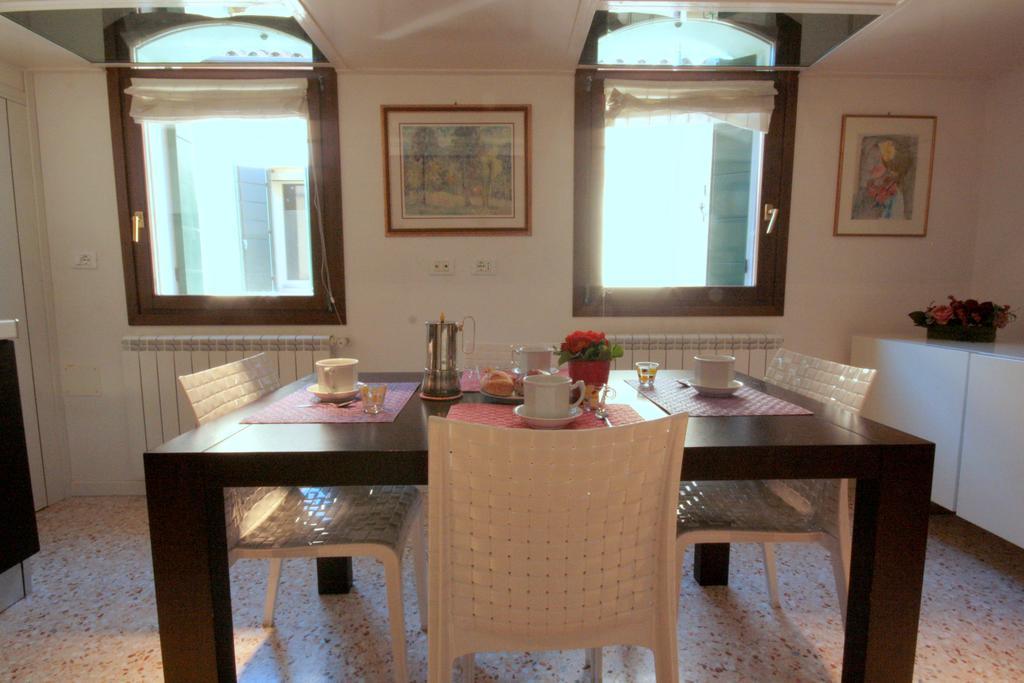 Biennale Apartment Venesia Bagian luar foto