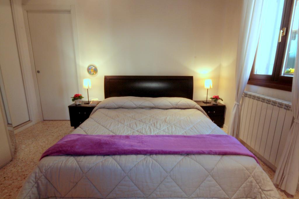 Biennale Apartment Venesia Bagian luar foto