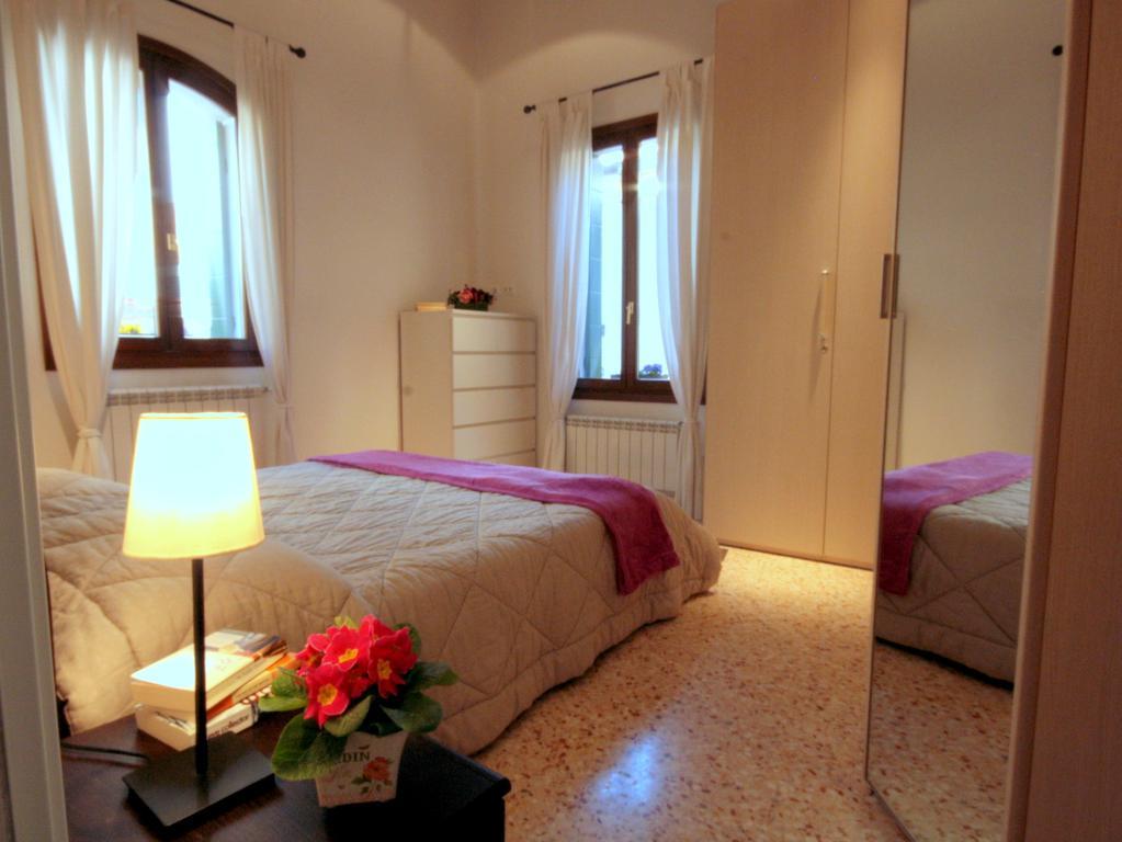 Biennale Apartment Venesia Bagian luar foto
